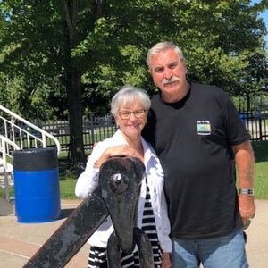 Meet your Posher, Lawna